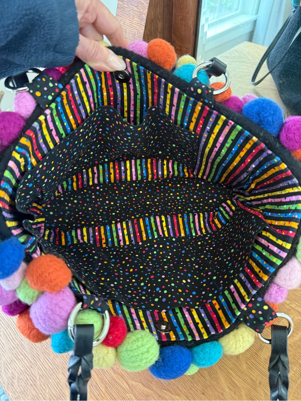 Pom-Pom Shoulder Tote Lined w Multi Interior Slip Pockets - Picture 3 of 7